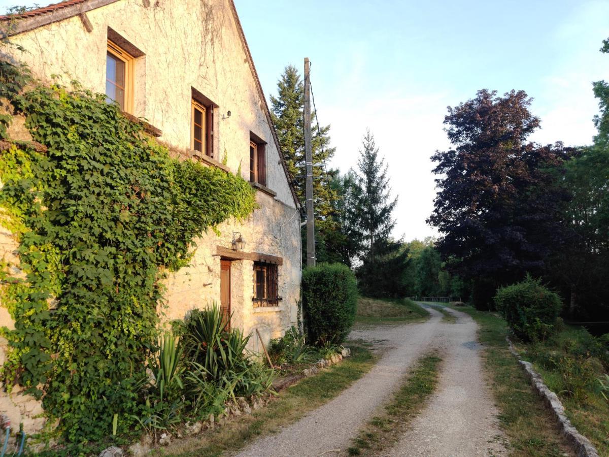 Chambre indépendante au calme avec parking privé Souvigny-de-Touraine Exterior foto
